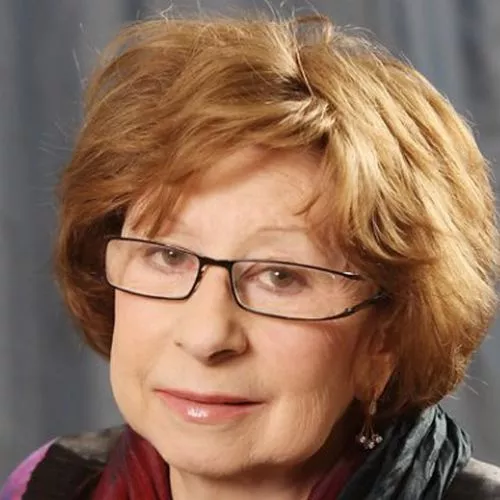 Лия Ахеджакова