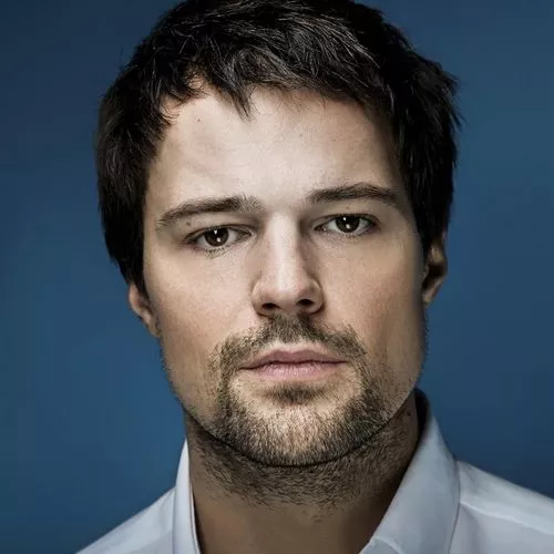 Данила Козловский