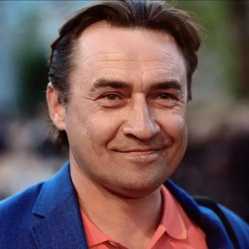 Камиль Ларин