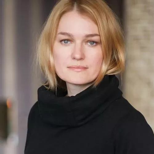 Виктория Толстоганова